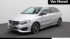 Grijs Gebruikt 2018 Mercedes B180 Business MPV | € 19.400 (Goede deal)
