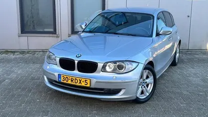Grijs Gebruikt 2011 BMW 118 Hatchback | € 6.999 (Eerlijke prijs)