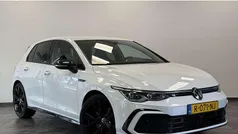 Gebruikt 2020 VW Golf VII R-line Hatchback | € 25.944 (Eerlijke prijs)