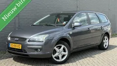 Grijs Gebruikt 2005 Ford Focus Futura Stationwagen | € 995 (Eerlijke prijs)