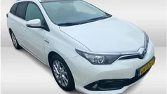 Gebruikt 2015 Toyota Auris Touring Sports Stationwagen | € 11.950 (Eerlijke prijs)