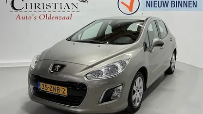 Grijs (metallic) Gebruikt 2013 Peugeot 308 Active Hatchback | € 5.450 (Eerlijke prijs)