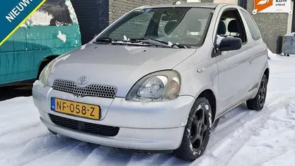 Occasion 1999 Toyota Yaris Sol Hatchback | € 1.499 (Eerlijke prijs)
