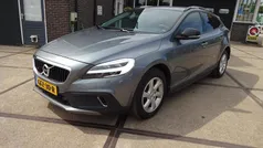 Gebruikt 2017 Volvo V40 CC Summum Stationwagen | € 16.950 (Goede deal)