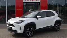 Wit, metallic lak Gebruikt 2024 Toyota Yaris Cross Style SUV | € 30.400 (Eerlijke prijs)