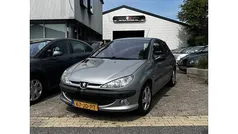 Grijs Gebruikt 2002 Peugeot 206 Hatchback | € 995 (Eerlijke prijs)