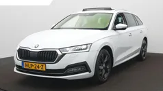 Wit Gebruikt 2022 Skoda Octavia Business Line Stationwagen | € 25.900 (Eerlijke prijs)