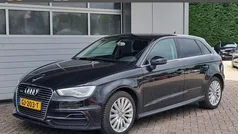 Zwart Gebruikt 2015 Audi A3 Sportback Attraction Hatchback | € 13.899 (Eerlijke prijs)