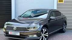 Bruin Gebruikt 2018 VW Passat Comfortline Sedan | € 16.950 (Eerlijke prijs)