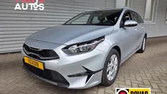 Grijs Gebruikt 2023 Kia Ceed Stationwagen | € 19.995 (Eerlijke prijs)