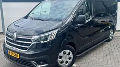 Zwart Gebruikt 2024 Renault Trafic Van | € 25.057 (Eerlijke prijs)