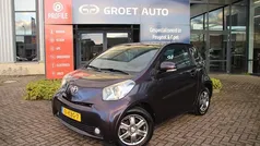 Paars Gebruikt 2009 Toyota iQ Hatchback | € 4.400 (Eerlijke prijs)