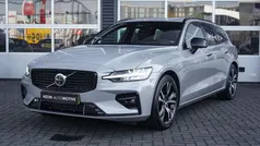 Gebruikt 2022 Volvo V60 Plus Stationwagen | € 39.995 (Eerlijke prijs)