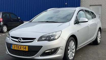 Occasion 2014 Opel Astra Cosmo Stationwagen | € 3.995 (Super prijs)