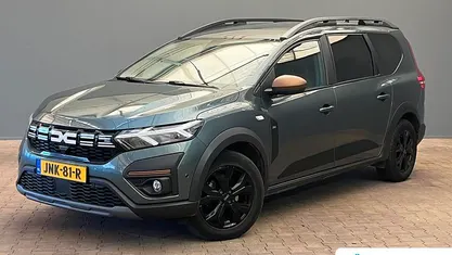Groen Gebruikt 2023 Dacia Jogger Extreme MPV | € 23.395 (Goede deal)