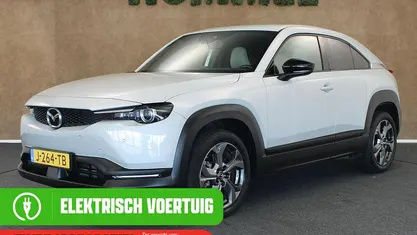 Wit Gebruikt 2020 Mazda MX30 Edition SUV | € 13.945 (Eerlijke prijs)