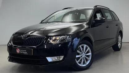 Zwart Gebruikt 2016 Skoda Octavia Business Line Stationwagen | € 11.500 (Eerlijke prijs)