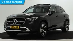 Zwart Gebruikt 2024 Mercedes GLC300e Luxury SUV | € 62.750 (Goede deal)