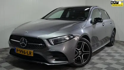 Occasion Mercedes A250 Business 2022 Grijs (metallic) Hatchback