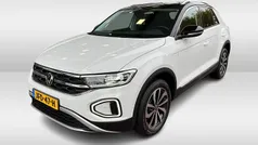 Gebruikt 2022 VW T-Roc Pro SUV | € 30.950 (Eerlijke prijs)