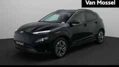 Zwart Gebruikt 2023 Hyundai Kona SUV | € 21.900 (Eerlijke prijs)
