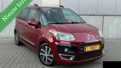 Rood Gebruikt 2011 Citroën C3 Picasso MPV | € 3.250 (Eerlijke prijs)
