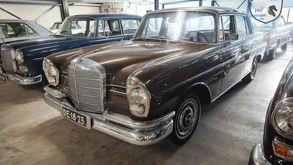 Occasion 1964 Mercedes W111 SE Sedan | € 24.950