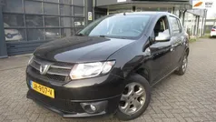 Zwart Gebruikt 2016 Dacia Sandero Anniversary Hatchback | € 5.950 (Eerlijke prijs)