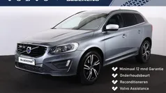 Grijs, metallic lak Gebruikt 2017 Volvo XC60 R-Design SUV | € 25.900 (Super prijs)