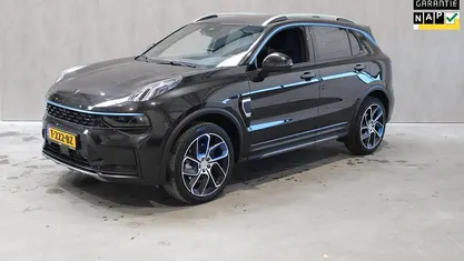 Zwart Occasion 2023 Lynk & Co 01 SUV | € 26.995 (Eerlijke prijs)