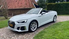 Wit, metallic lak Gebruikt 2024 Audi A5 Cabriolet S-Line Cabriolet | € 49.950 (Eerlijke prijs)