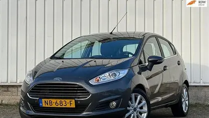 Grijs Gebruikt 2017 Ford Fiesta Titanium Hatchback | € 8.449 (Goede deal)