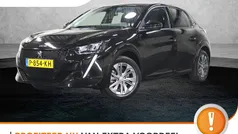 Zwart Gebruikt 2022 Peugeot e-208 Allure Hatchback | € 17.925 (Eerlijke prijs)