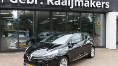Zwart Gebruikt 2017 Renault Clio IV LIMITED Hatchback | € 8.450 (Eerlijke prijs)