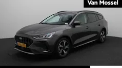 Grijs Gebruikt 2023 Ford Focus Active Stationwagen | € 26.945 (Eerlijke prijs)