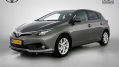 Gebruikt 2017 Toyota Auris Hybrid Hatchback | € 18.450 (Eerlijke prijs)