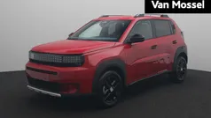 Rood Nieuw 2025 Fiat Grande Panda Icon SUV | € 26.350 (Eerlijke prijs)