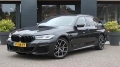 Grijs Gebruikt 2022 BMW 530 Executive Stationwagen | € 34.950 (Super prijs)