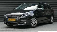 Zwart Gebruikt 2021 Peugeot 308 Allure Stationwagen | € 17.895 (Goede deal)