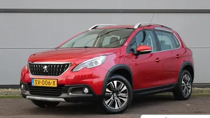 Rood Gebruikt 2018 Peugeot 2008 Allure SUV | € 11.645 (Eerlijke prijs)