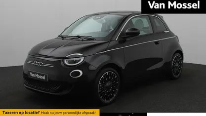 Zwart Gebruikt 2022 Fiat 500e La Prima Hatchback | € 19.440 (Eerlijke prijs)