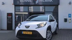 Gebruikt 2024 Toyota Aygo Play Hatchback | € 18.350 (Eerlijke prijs)