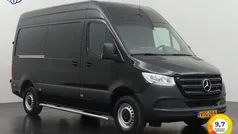 Zwart Gebruikt 2023 Mercedes Sprinter Van | € 37.400 (Eerlijke prijs)