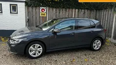 Gebruikt 2023 VW Golf VIII Life Hatchback | € 18.245 (Eerlijke prijs)