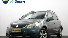 Grijs Gebruikt 2007 Suzuki SX4 MPV | € 5.250 (Eerlijke prijs)