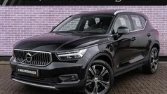 Zwart Gebruikt 2021 Volvo XC40 Inscription SUV | € 33.194 (Eerlijke prijs)