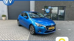 Blauw Gebruikt 2016 Mazda 2 Hatchback | € 10.499 (Eerlijke prijs)