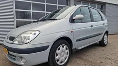 Grijs Gebruikt 2001 Renault Scénic Expression MPV | € 1.499 (Eerlijke prijs)