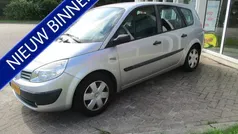 Zilver Gebruikt 2005 Renault Grand Scénic II Dynamique MPV | € 960 (Goede deal)