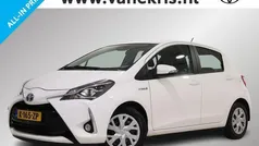 Wit Gebruikt 2020 Toyota Yaris Active Hatchback | € 18.594 (Eerlijke prijs)